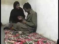 Mia Austin sex viet dac sac trong rừng