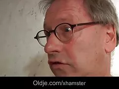 Bệnh viện Tình dục 3 - Cảnh sex tuoi ti vn 5 - Trang thiết bị